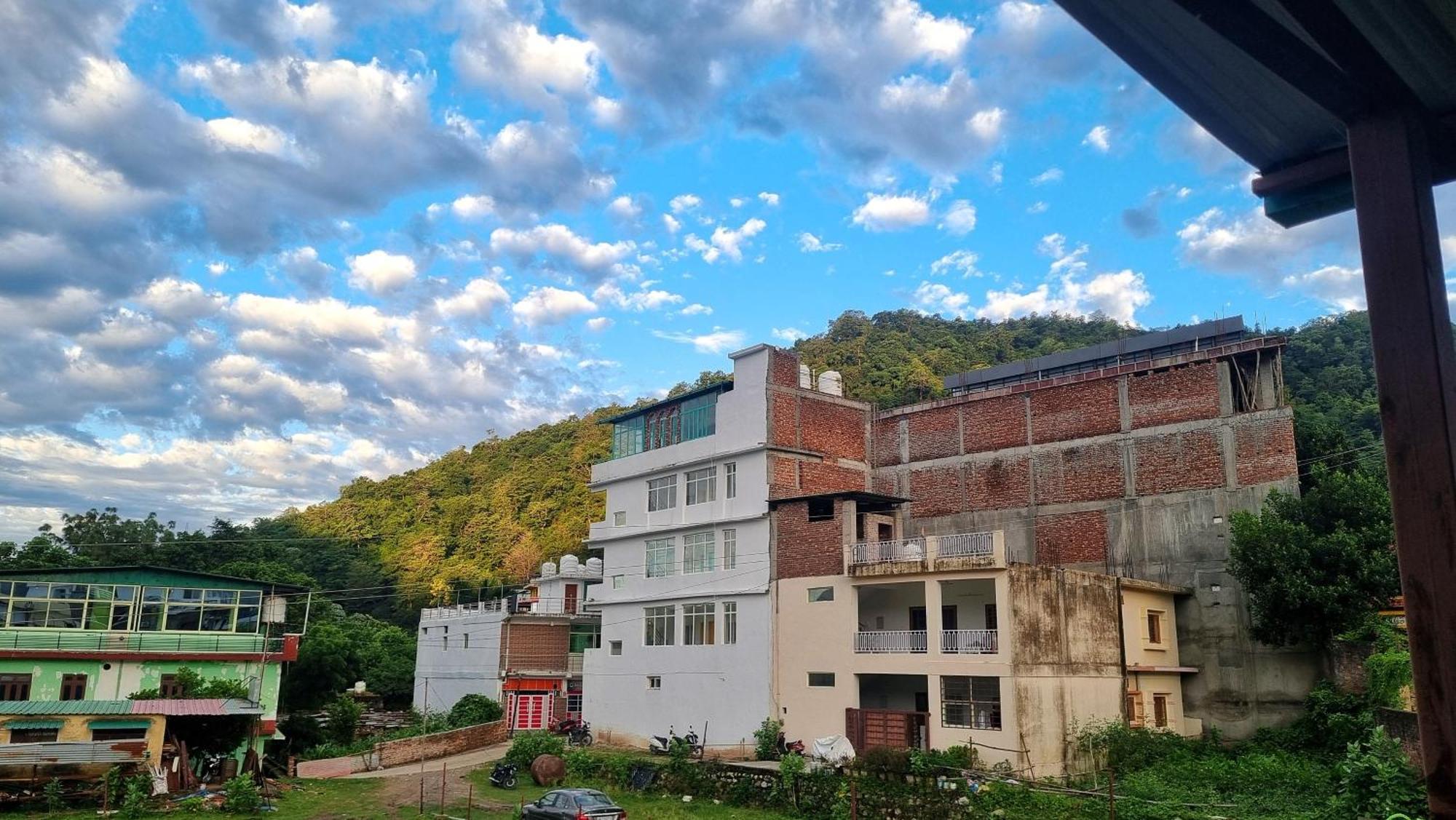Landlopers Hostel ริชิเคช ภายนอก รูปภาพ