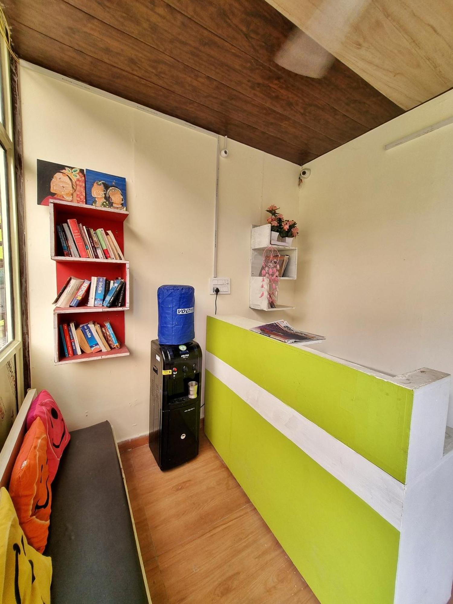 Landlopers Hostel ริชิเคช ภายนอก รูปภาพ
