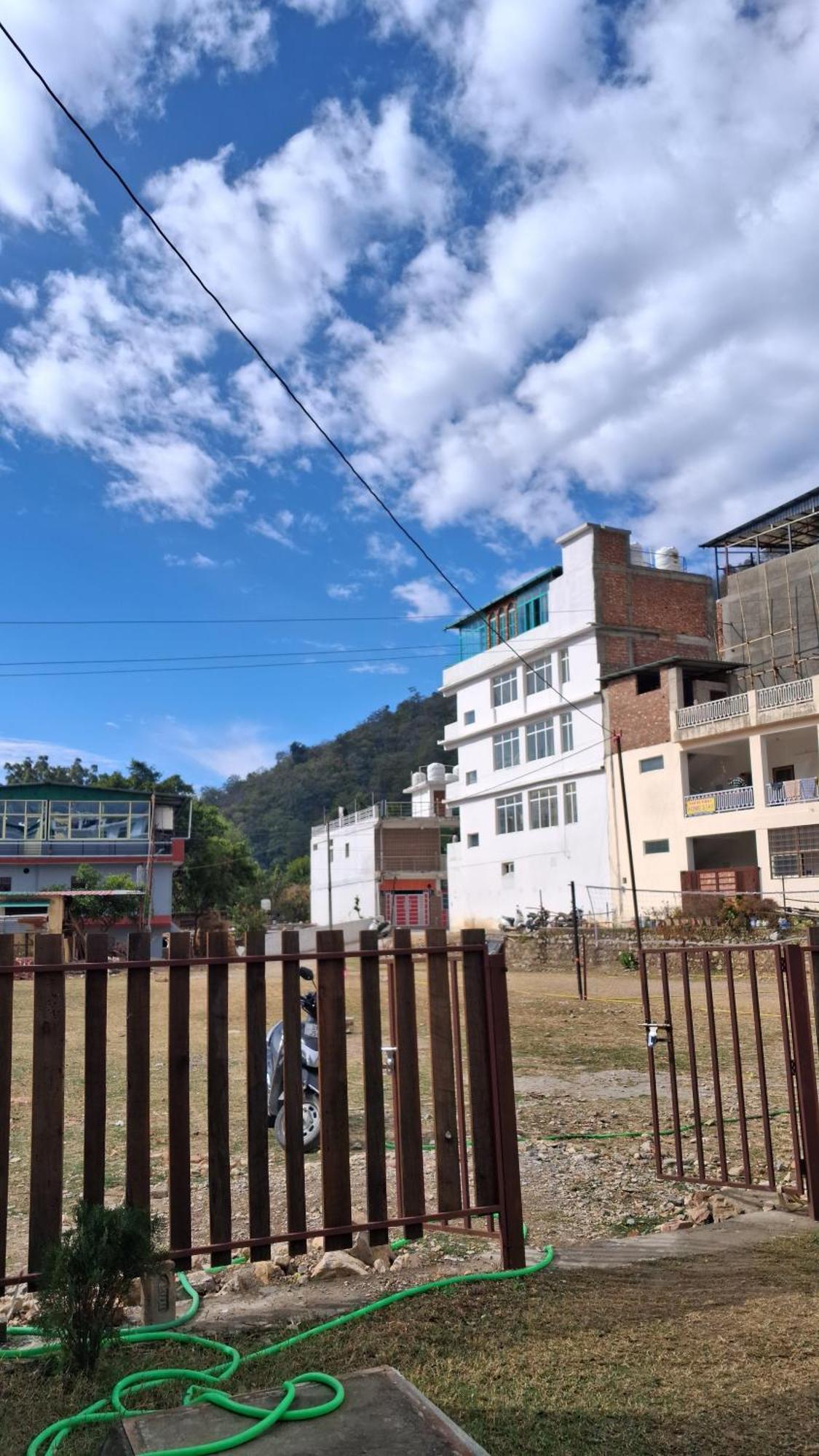 Landlopers Hostel ริชิเคช ภายนอก รูปภาพ